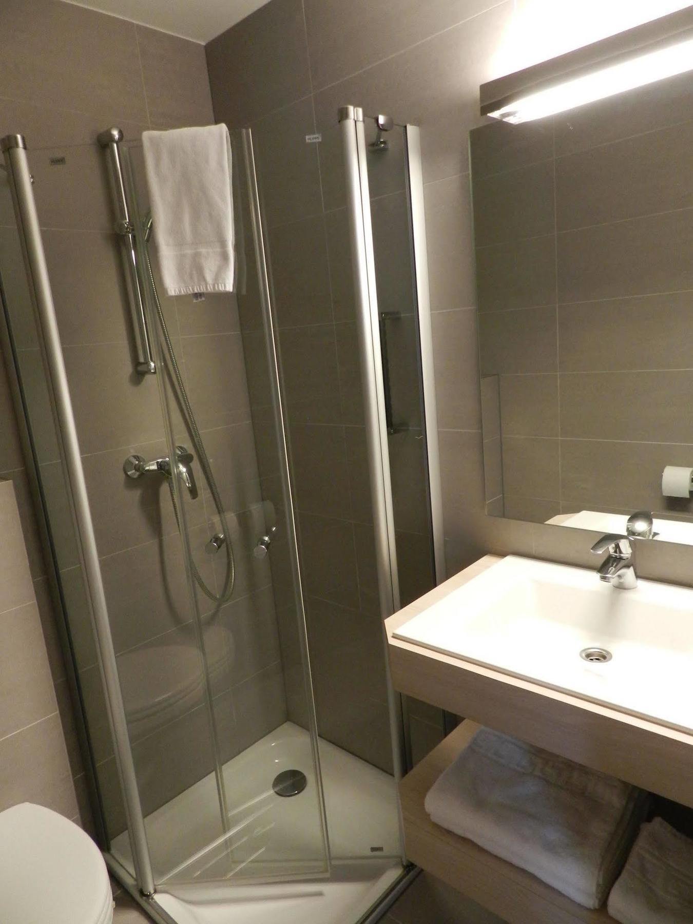 Hotel Edenpark Брюнсюм Экстерьер фото